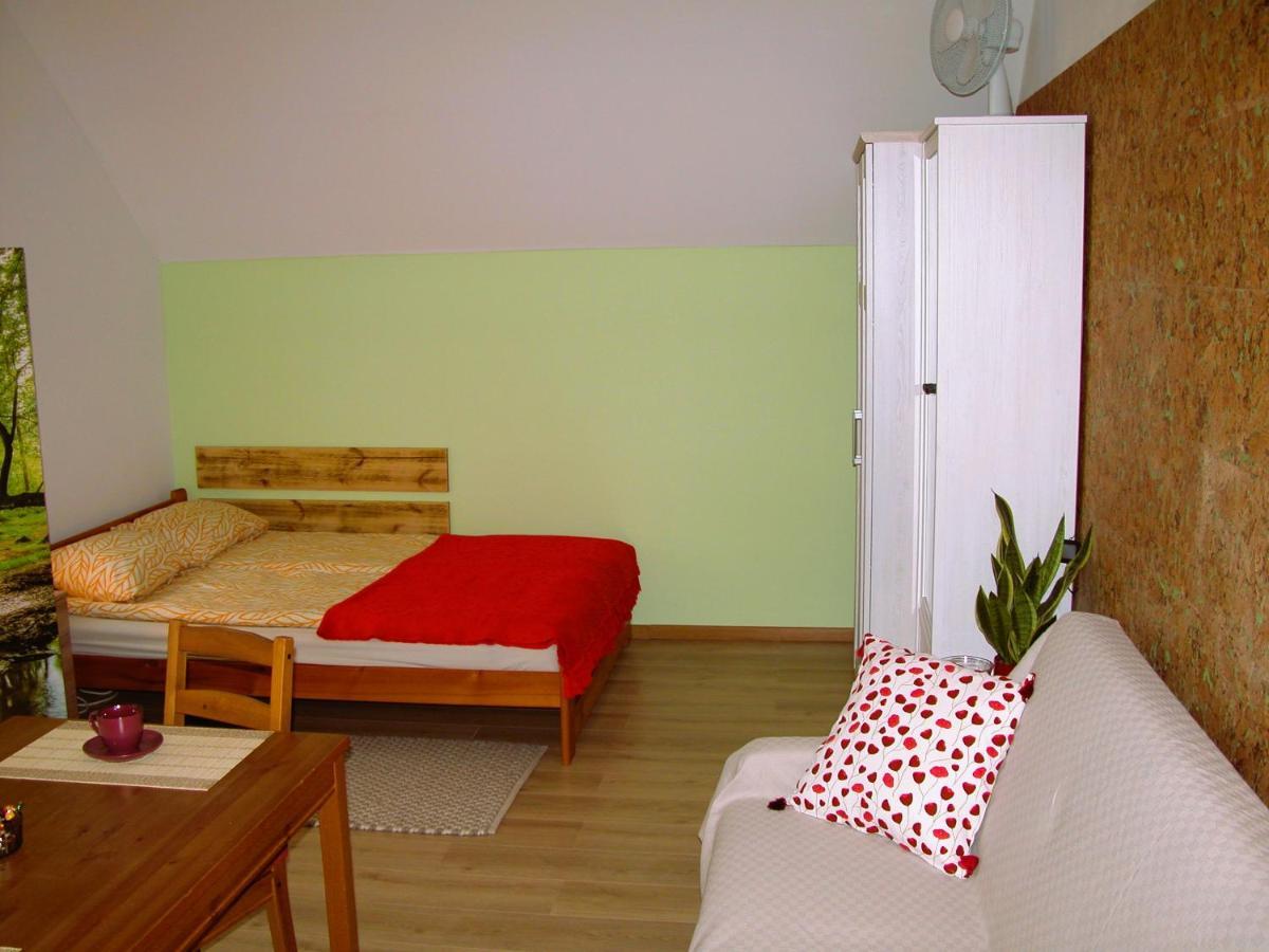 Апартаменты Apartament Pod Sleza - U Marzeny Sulistrowice Экстерьер фото